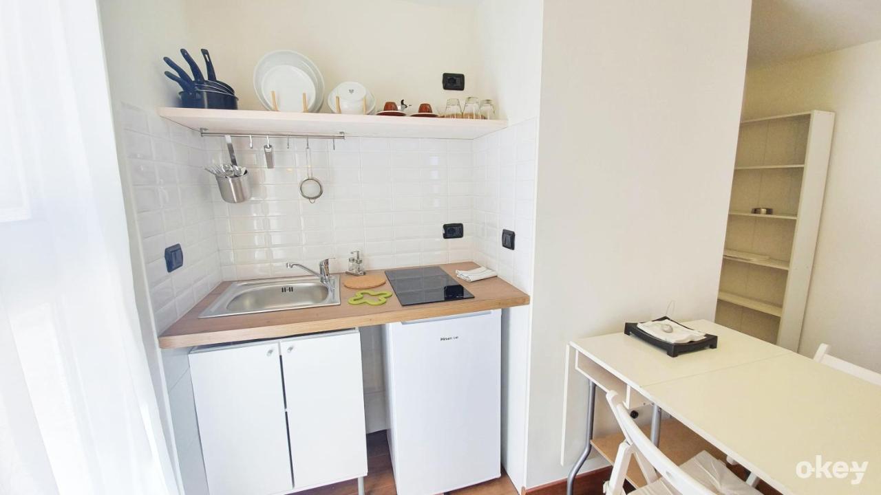 La Terrazza Tra I Tetti Studio - Bari Centro Apartment Luaran gambar
